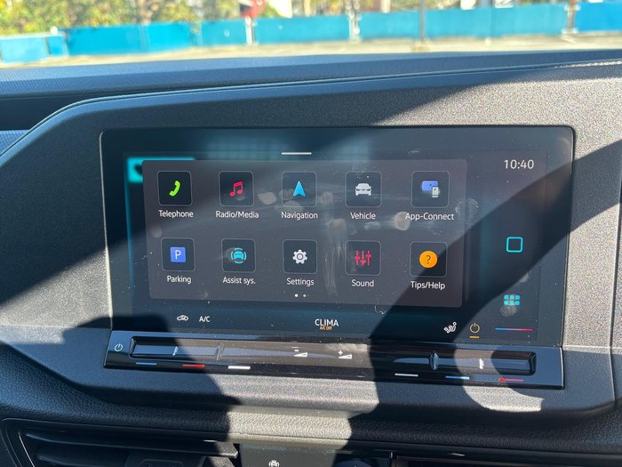 2025 Volkswagen Caddy TSI220