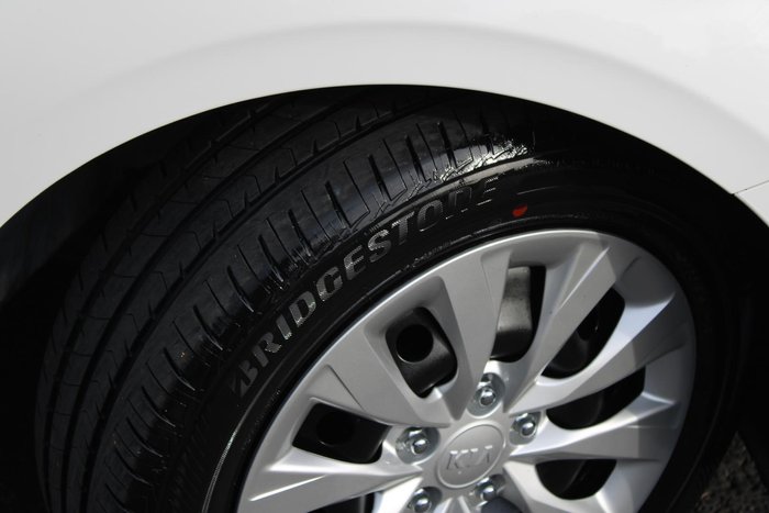 2021 Kia Cerato S BD MY21 Clear White