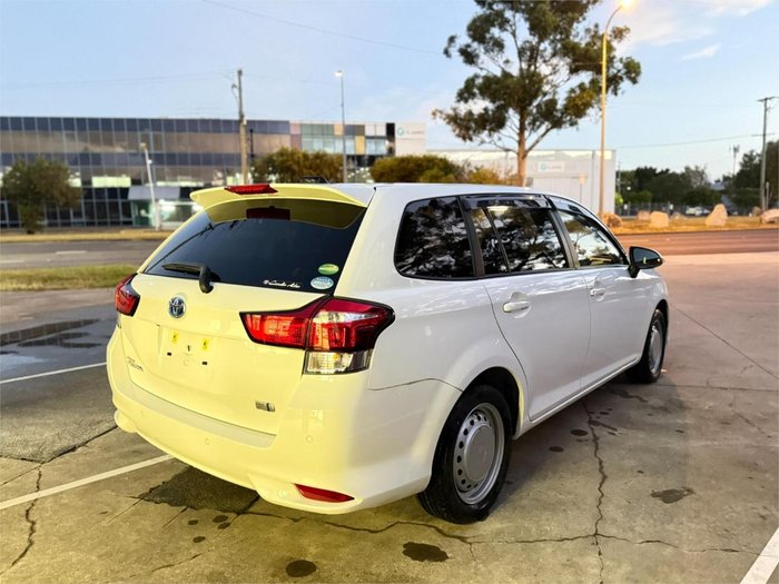 2021 Toyota Corolla Fielder Hybrid EX