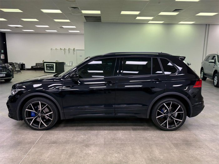 2022 Volkswagen Tiguan R Grid Edition