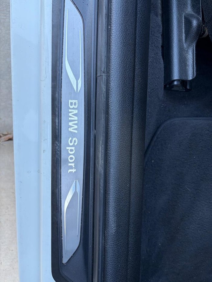 2013 BMW 3 Series 320i