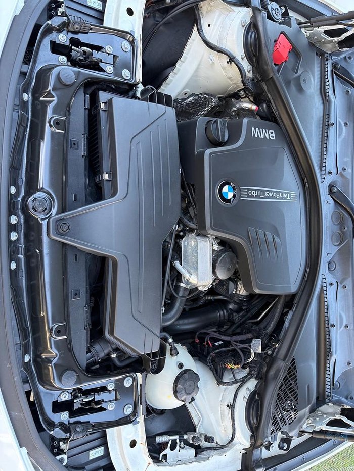 2013 BMW 3 Series 320i