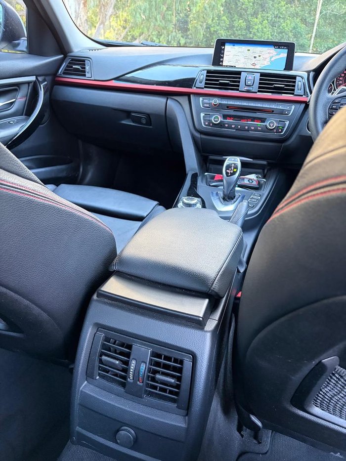 2013 BMW 3 Series 320i