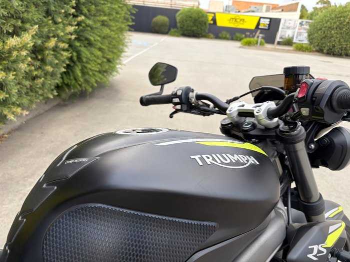 2020 Triumph STREET TRIPLE RS Black