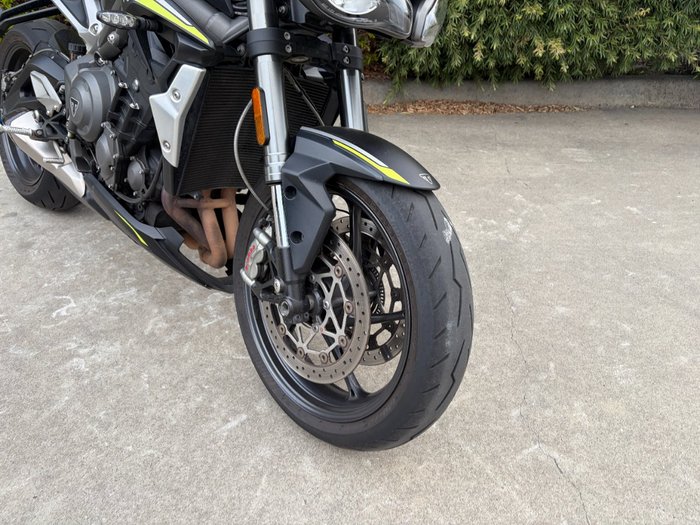 2020 Triumph STREET TRIPLE RS Black
