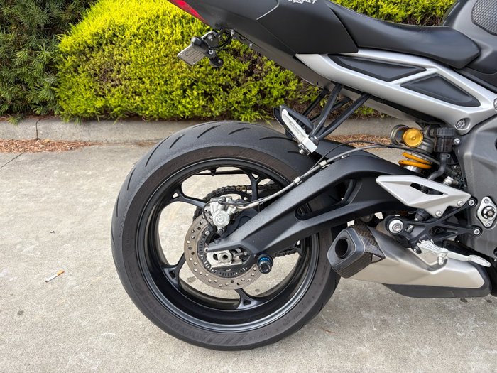 2020 Triumph STREET TRIPLE RS Black
