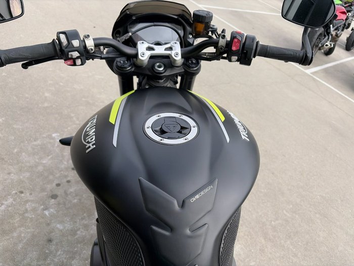 2020 Triumph STREET TRIPLE RS Black