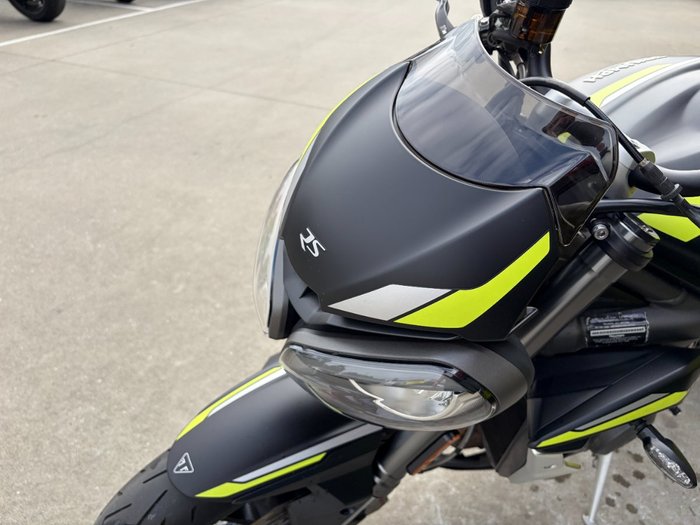 2020 Triumph STREET TRIPLE RS Black