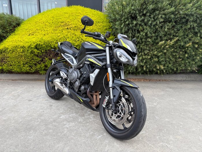 2020 Triumph STREET TRIPLE RS Black
