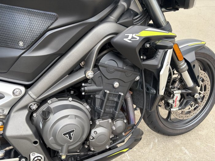 2020 Triumph STREET TRIPLE RS Black