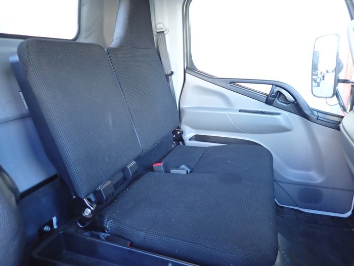 2020 MITSUBISHI CANTER FUSO