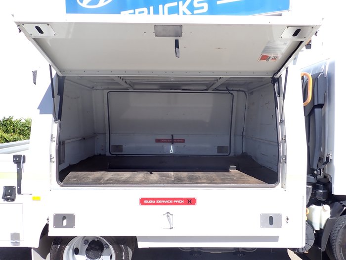 2020 ISUZU NLR 45-150