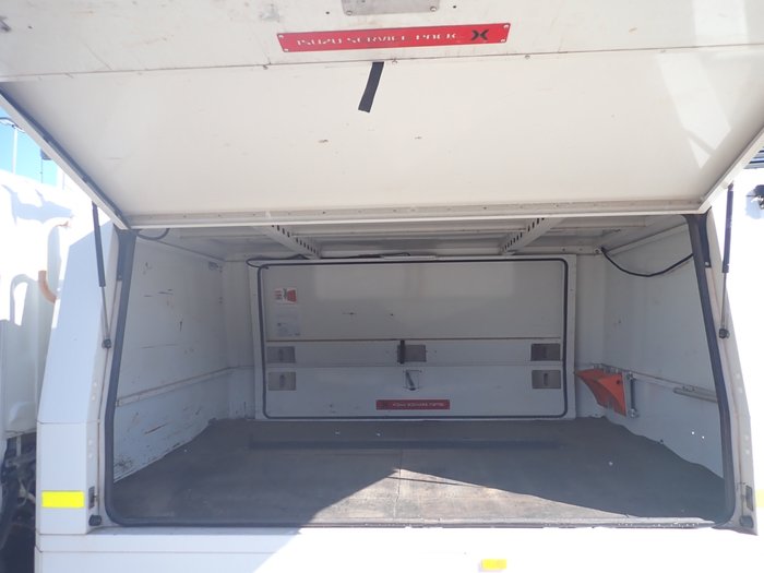 2020 ISUZU NLR 45-150