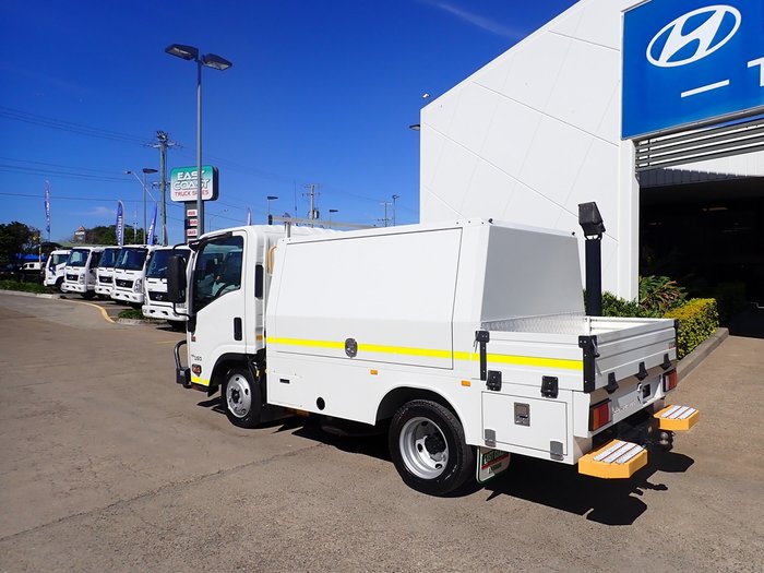 2020 ISUZU NLR 45-150