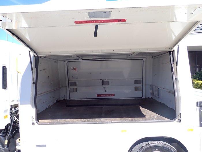 2020 ISUZU NLR 45-150
