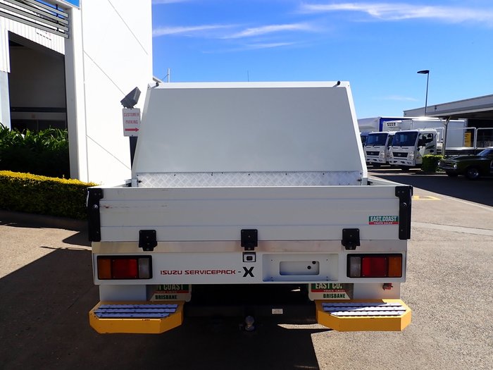 2020 ISUZU NLR 45-150