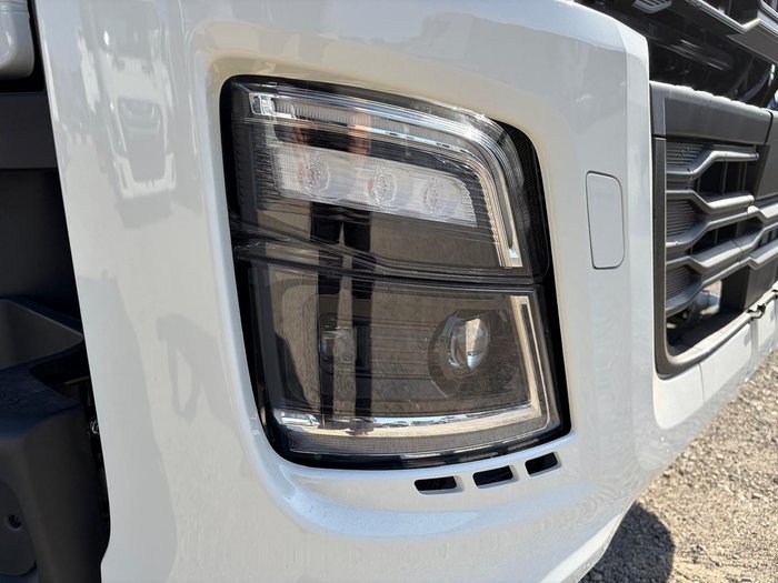 2026 Isuzu F Series FYJ 320-255 AT R67
