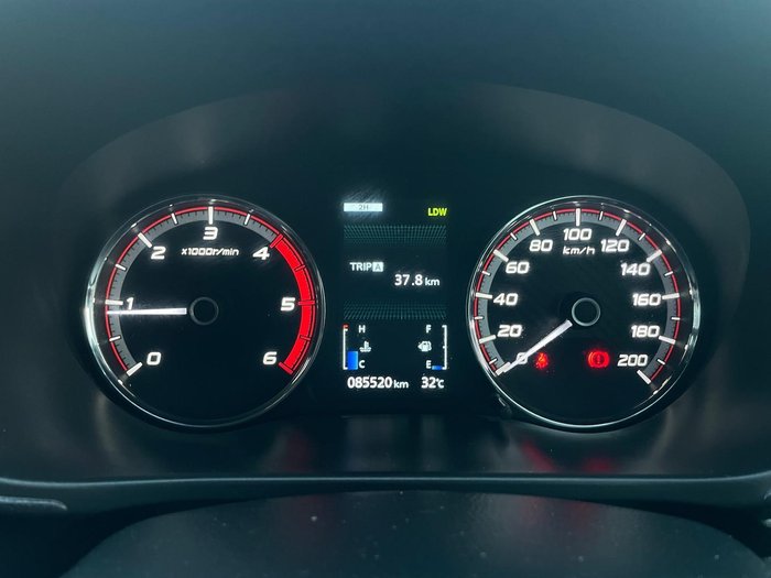 2021 Mitsubishi Triton GLX+