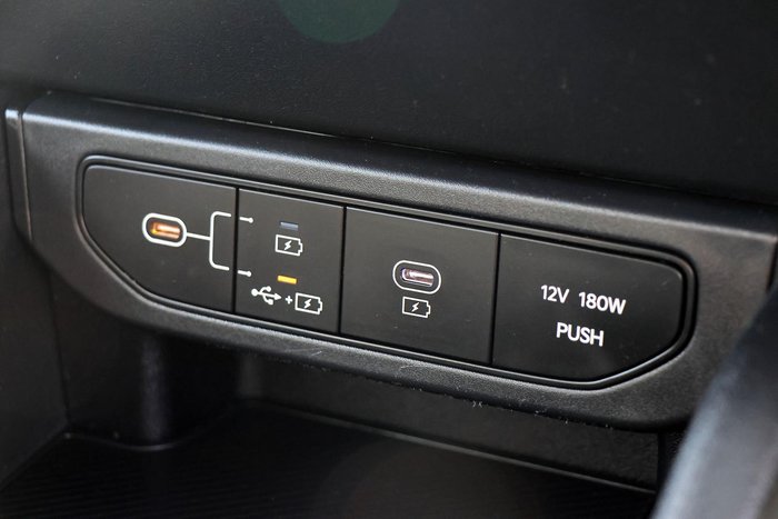 2025 Kia K4 S