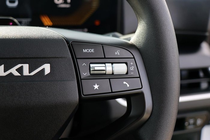 2025 Kia K4 S