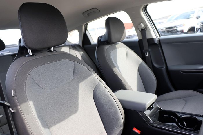 2025 Kia K4 S