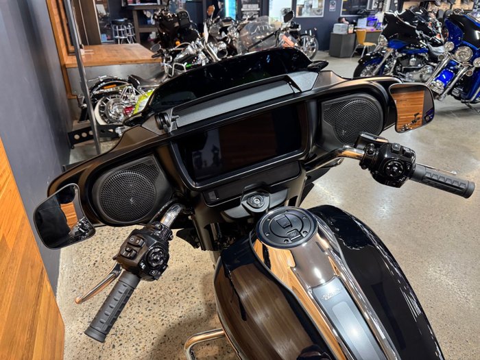 2026 HARLEY-DAVIDSON FLHX STREET GLIDE (117)
