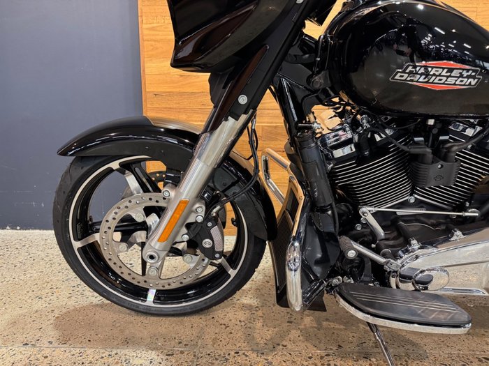 2026 HARLEY-DAVIDSON FLHX STREET GLIDE (117)