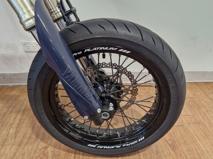 2024 Yamaha WR450F BLUE