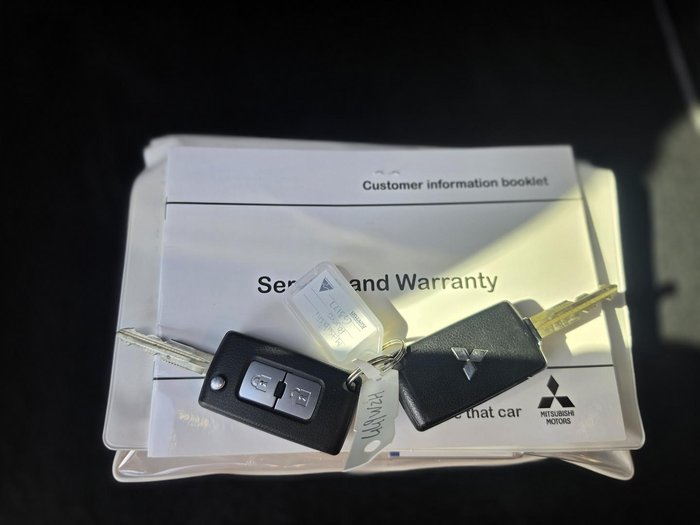 2016 Mitsubishi Pajero GLX