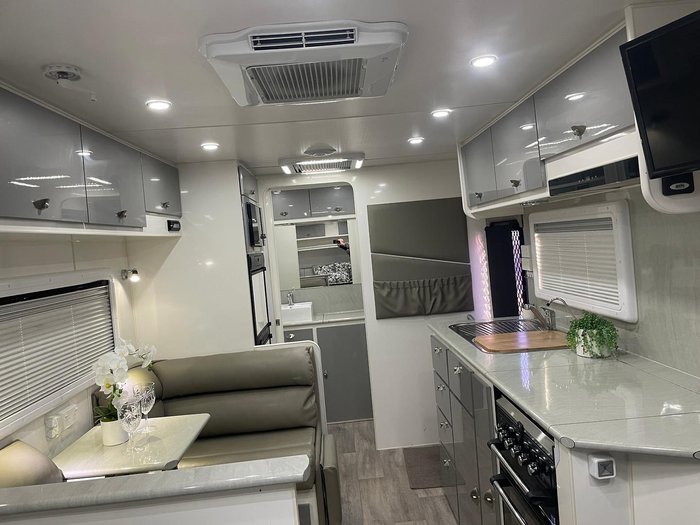 2019 Cosy Cab Overland