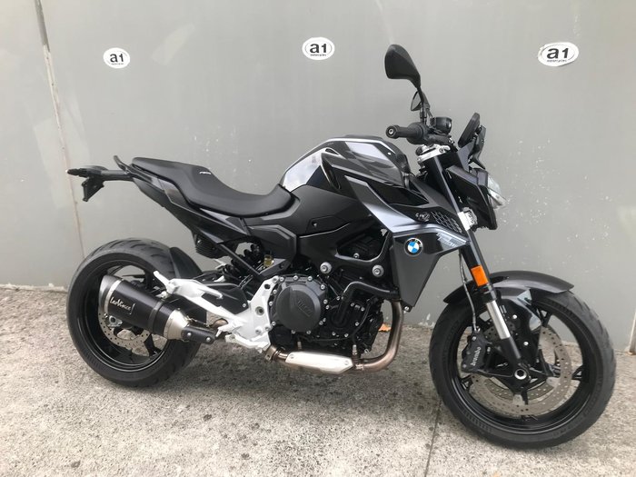 2025 BMW F 900 R Triple Black