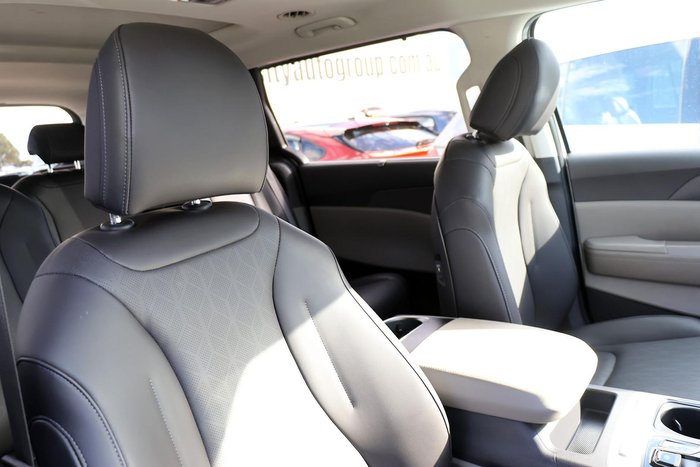 2025 Kia Carnival GT-Line Lite