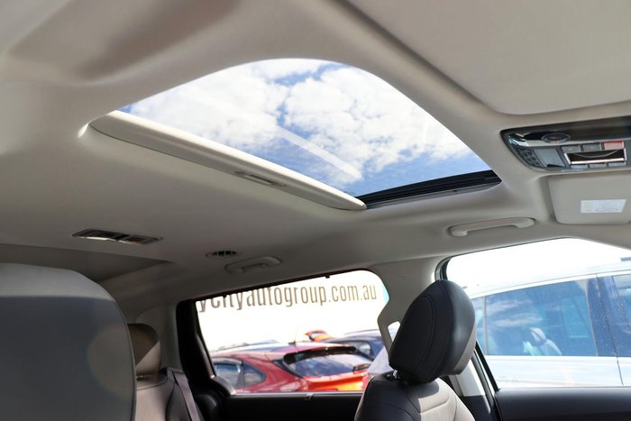 2025 Kia Carnival GT-Line Lite