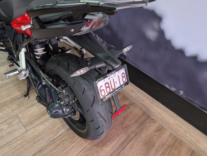 2018 BMW Motorrad R1200R RED