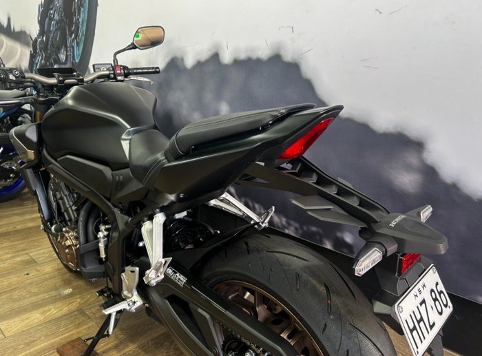 2024 Honda CB650RAC Black