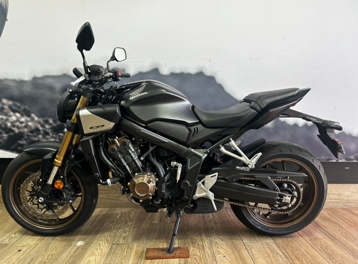 2024 Honda CB650RAC Black