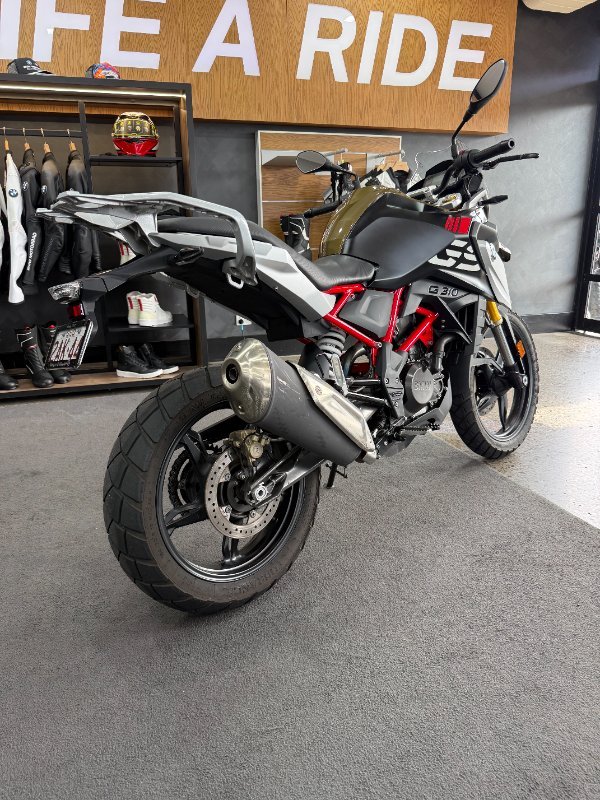 2023 BMW Motorrad G 310 GS Kalamata Dark Gold Metallic