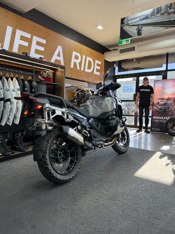 2025 BMW Motorrad 2025 Bmw 1300CC R 1300 GS Adventure Triple Black BLACK STORM METALLIC