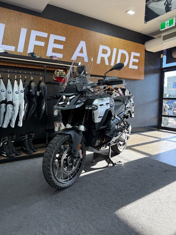 2025 BMW Motorrad 2025 Bmw 1300CC R 1300 GS Adventure Triple Black BLACK STORM METALLIC