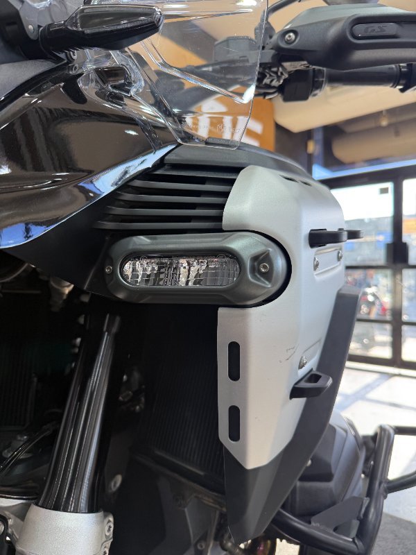 2025 BMW Motorrad 2025 Bmw 1300CC R 1300 GS Adventure Triple Black BLACK STORM METALLIC