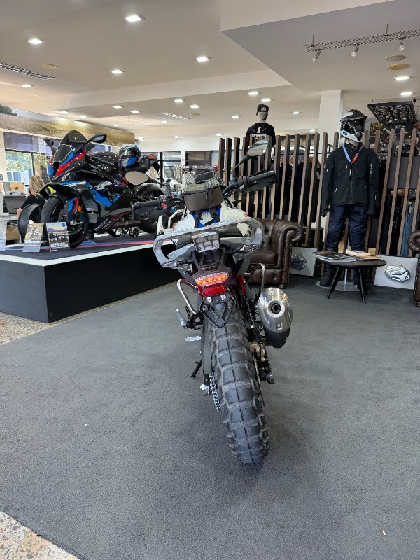 2025 BMW Motorrad 2025 Bmw 310CC G 310 GS Polar White/Racing Blue Metall