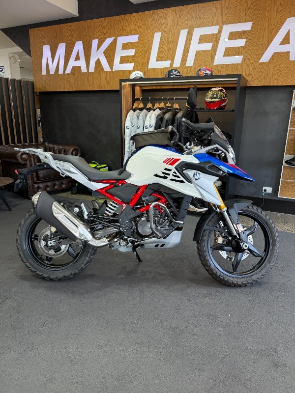 2025 BMW Motorrad 2025 Bmw 310CC G 310 GS Polar White/Racing Blue Metall