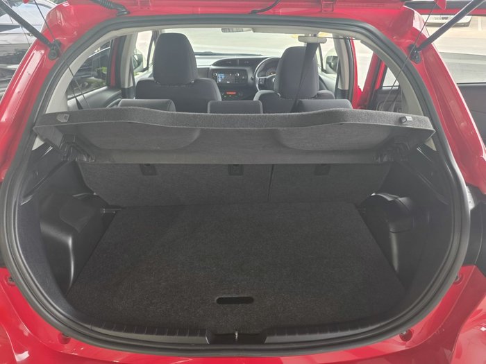 2017 Toyota Yaris ZR