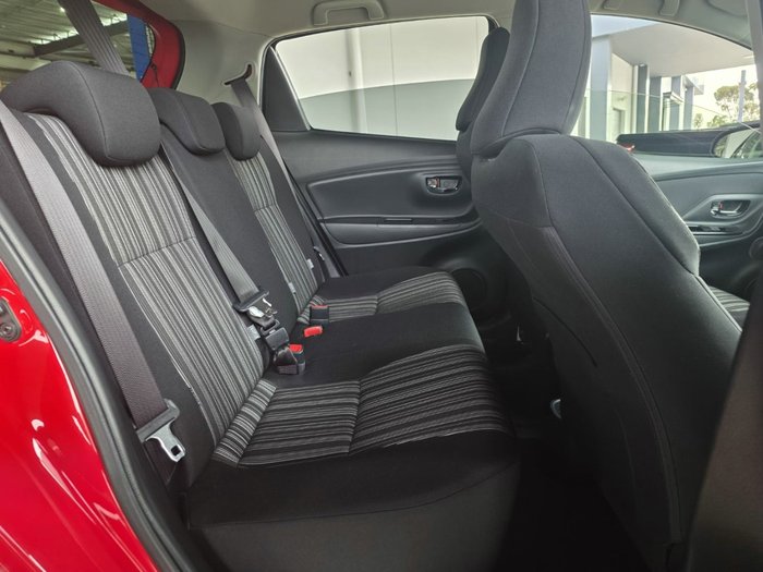 2017 Toyota Yaris ZR