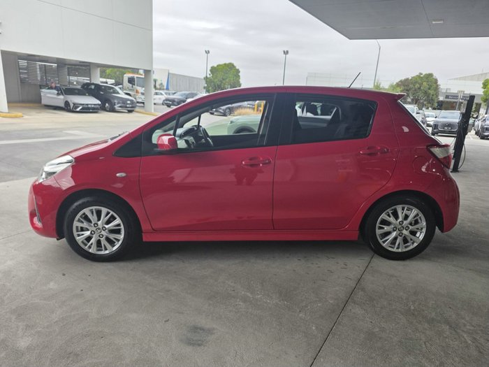 2017 Toyota Yaris ZR