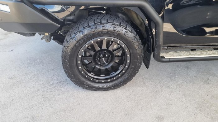 2023 Toyota Hilux SR5