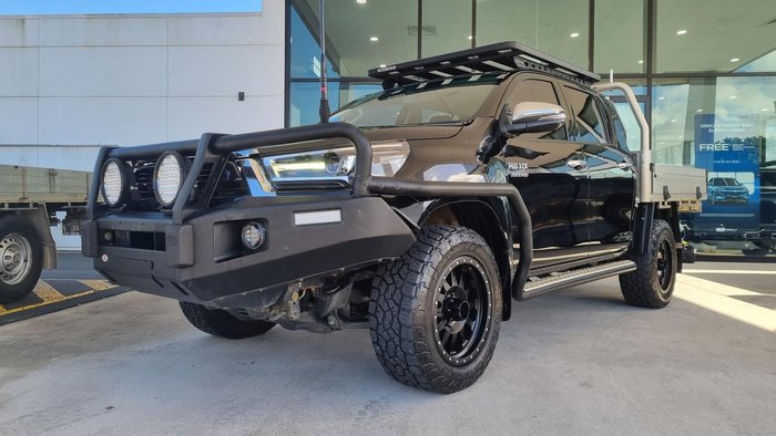 2023 Toyota Hilux SR5