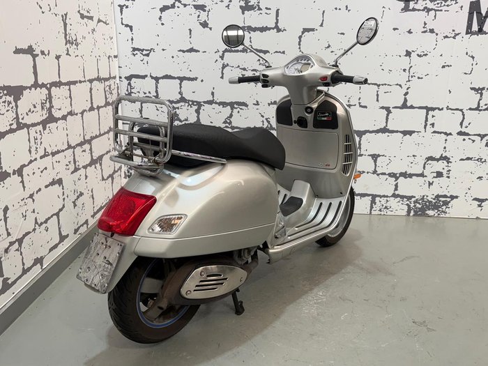 2008 Vespa GTV 250ie GTV Silver