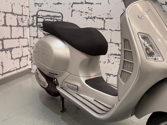 2008 Vespa GTV 250ie GTV Silver