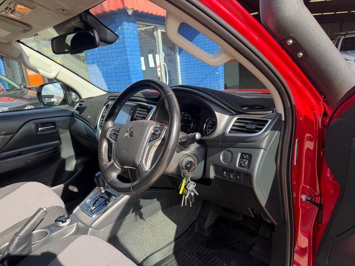 2021 Mitsubishi Triton GLX-R MR MY22 4X4 Dual Range Red